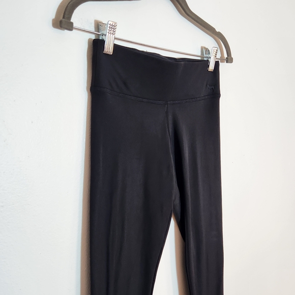 Victoria’s Secret PINK Black Ankle Leggings Size XS - Picture 2 of 9